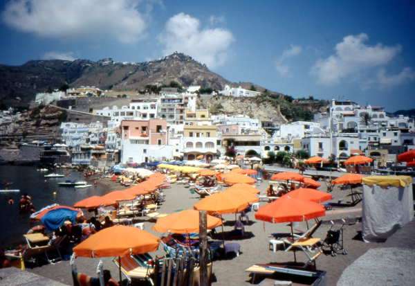 Strand von Sant Angelo